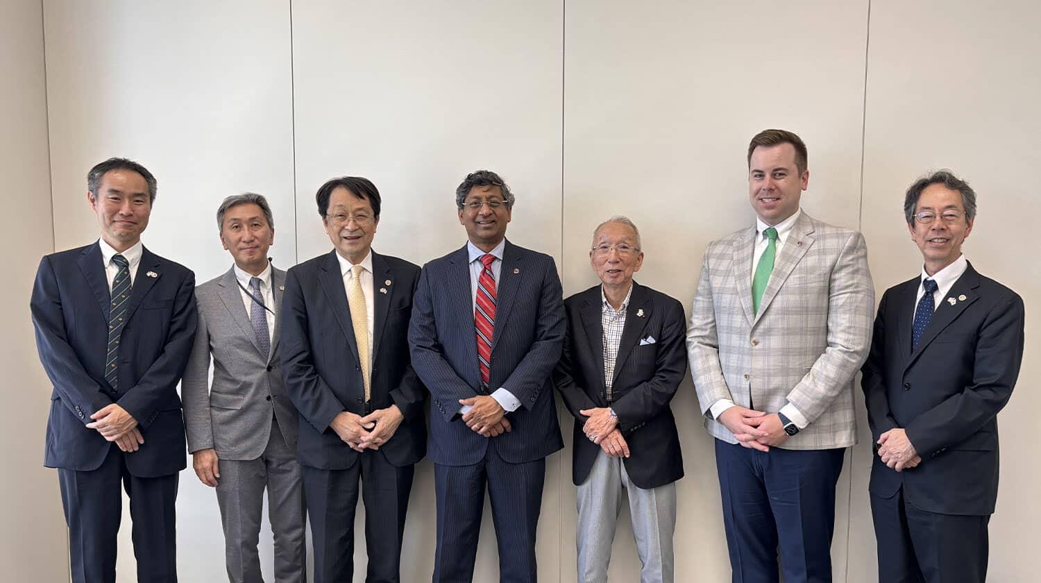 President NAGATA Holds Talks with Ohio State Provost 