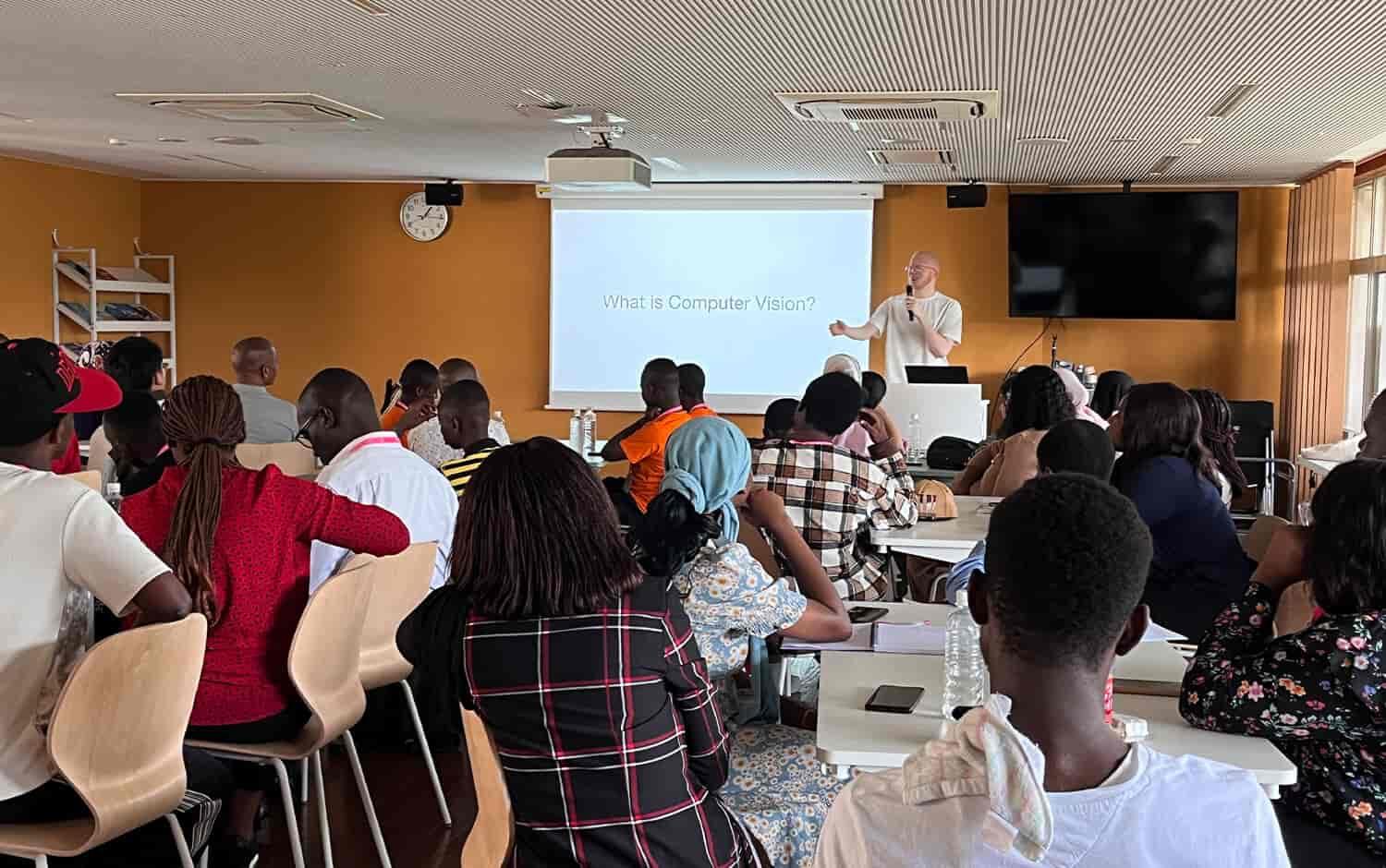 African Students Visit Campus through the Sakura Science Exchange Program