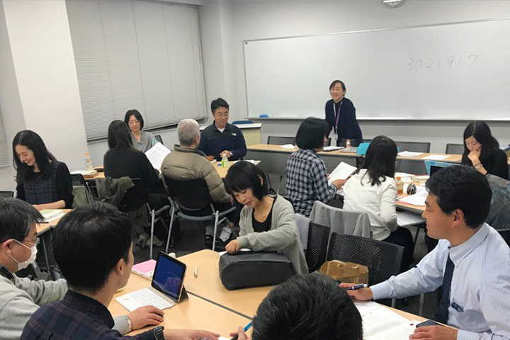 社会人大学院での授業風景の写真