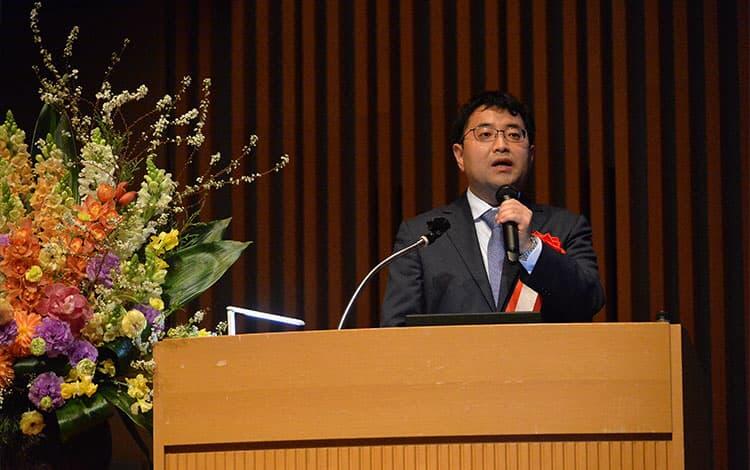 海老原格准教授受賞の写真