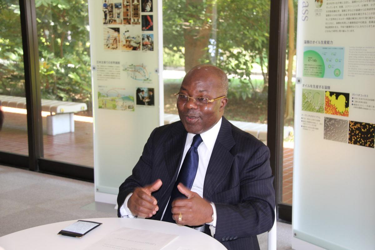 Raymond Zate Zoukpoさん