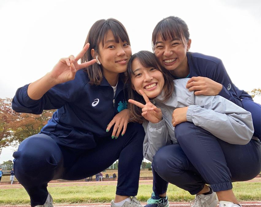 髙良 彩花さんの写真