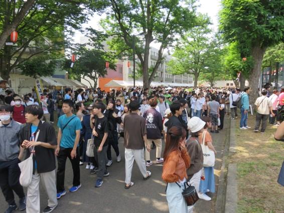 やどかり祭の様子